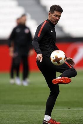 Fußball, EL, Finale, Training Atletico Madrid Diego Simeone during the training before the final of Europa League between Atletico de Madrid against Olimpique de Marseille at Parc Olympique Lyonnais, Lyon, France. on 15 May of 2018.  xJosexBretonx xFinalxEuropaxLeaguex-xTrainingx