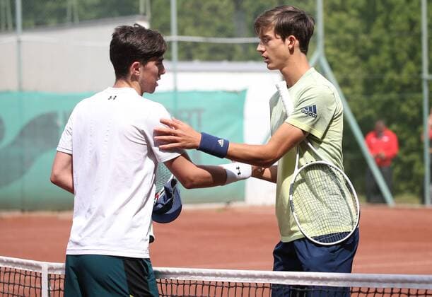 TENNIS - International Spring Bowl MOEDLING,AUSTRIA,16.MAY.18 - TENNIS - International Spring Bowl. Image shows Connor Thompson (GBR) and Henr Squire (GER). GEPAxpictures xMarioxKneisl