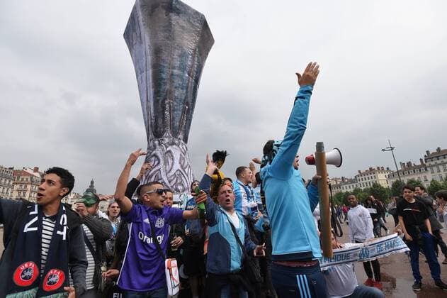 Fußball, EL, Finale, Marseille Fans in Lyon Supporters marseillais place Bellecour FOOTBALL : Ambiance supporters marseillais dans les rues de Lyon avant la finale de l Europa Ligue - 16 05 2018 FredericChambert Panoramic 