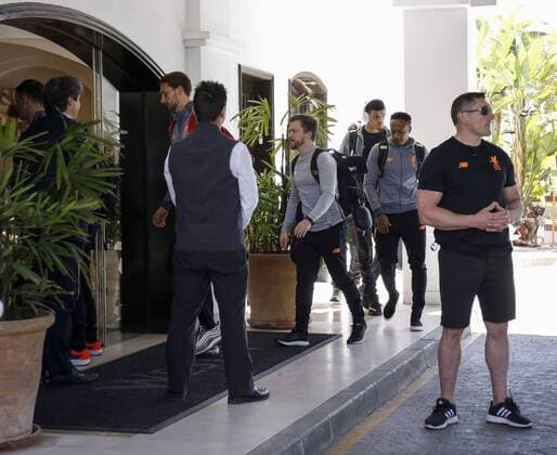 Llegada del Liverpool al hotel La Quinta en Marbella. Arrival of Liverpool at La Quinta hotel in Marbella. 