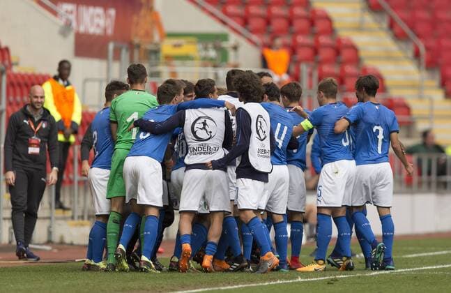 Emmanuel Gyabuaa of Italy scores the opening goal and celebrates with team mates during the UEFA European U17 U 17 Championship Semi Final match at the New York Stadium, Rotherham. Picture date 17th May 2018. Picture credit should read: James Wilson Sportimage EDITORIAL USE ONLY. No use with unauthorised audio, video, data, fixture lists, club league logos or live services. Online in-match use limited to 120 images, no video emulation. No use in betting, games or single club league player publications.