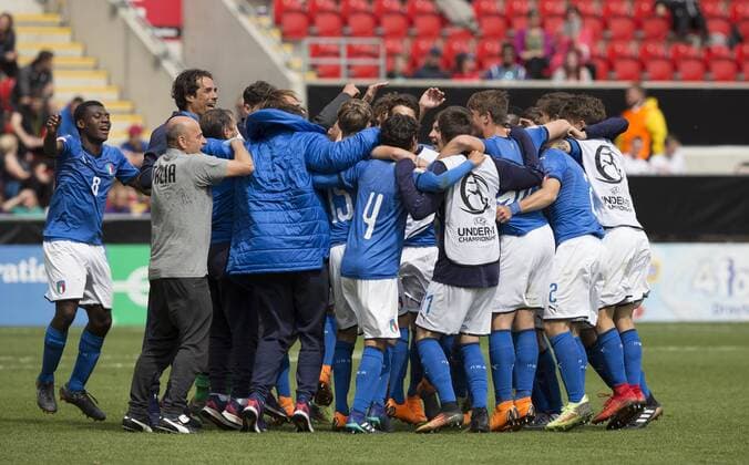 Players from Italy celebrate beating Belgium in the UEFA European U17 U 17 Championship Semi Final match at the New York Stadium, Rotherham. Picture date 17th May 2018. Picture credit should read: James Wilson Sportimage EDITORIAL USE ONLY. No use with unauthorised audio, video, data, fixture lists, club league logos or live services. Online in-match use limited to 120 images, no video emulation. No use in betting, games or single club league player publications.