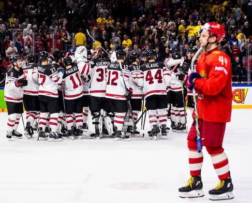 180517 Canadian players cheer for the match-winning 4 5 in the long run by Ryan O Reilly and Russias Yegor Yakovlev decks in the forefront of the quarterfinals of the ice hockey World Cup between Russia and Canada on May 17, 2018 in Copenhagen  Copyright: PETTERxARVIDSON BB180517PA072