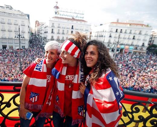 Atletico de Madrid s players during a reception at the Mail House to celebrate the titles of both the masculine and feminine Atletico Madrid soccer teams in Madrid, Spain, 18 May 2018. Madrid s city hall celebrates Atletico Madrid s victories !ACHTUNG: NUR REDAKTIONELLE NUTZUNG!  Copyright: xJavierxLopezx MDR22 20180518-636622753470690239