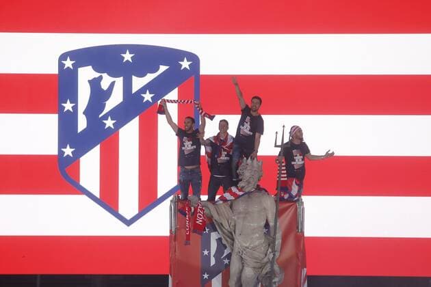 The Atletico de Madrid soccer team celebrate with the supporters the Europa League title in Neptuno square, in Madrid. (Photo: J. Luis Cuesta 261 Cordon Press). Cordon Press  xJosexL.xCuestax xx