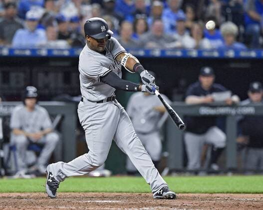 May 18, 2018 - Kansas City, MO, USA - New York Yankees Miguel Andujar connects on a sacrifice fly to score Aaron Hicks in the sixth inning during Friday s baseball game against the Kansas City Royals on May 18, 2018, at Kauffman Stadium in Kansas City, Mo. Royals vs Yankees - ZUMAm67_ 20180518_zaf_m67_054 Copyright: xJohnxSleezerx
