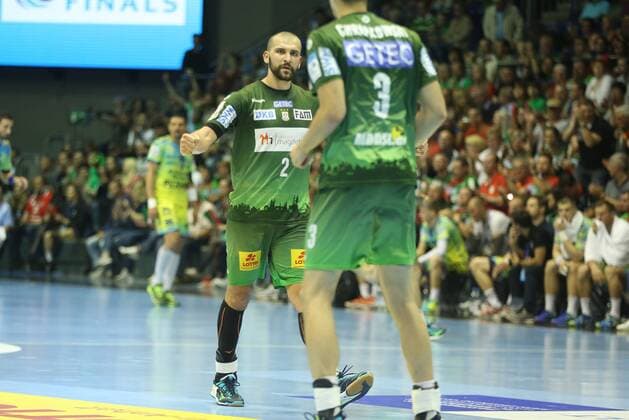19 05 2018 xcsx Handball EHF Cup Final 4 SC Magdeburg Saint Raphael Var emporer Zeljko Musa SC Magdeburg cheers Magdeburg