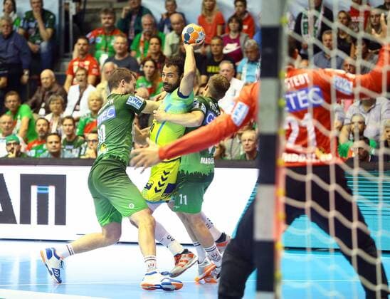 Saint Raphaël Var vs SC Magdeburg vl Mads christiansen Magdeburg 20 Daniel Sarmiento Saint Raphael 11 Daniel Pettersson Magdeburg 11 Two Saint Raphaël Var vs SC Magdeburg Handball Ottostadt Magdeburg EHF Cup Finals 2018 Season 2017 2018 19 05 2018 Magdeburg Copyright: xTaeger xEibner-Pressefotox EP_tae