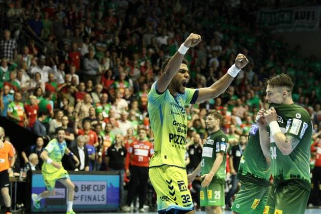 Adrien Dipanda (Saint-Raphael) HANDBALL : EHF Cup - Demi-finale - Saint-Raphael Var HB vs SC Magdeburg - 19 05 2018 KevinDomas Panoramic 