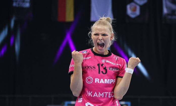 19 05 2018 Germany Stuttgart Handball OLYMP Final4 Season 2017 2018 Semifinals SG BBM Bietigheim vs TuS Metzingen Shenia Minevskaya TuS cheers jubilation