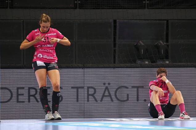 19 05 2018 Germany Stuttgart Handball OLYMP Final4 Season 2017 2018 Semifinals SG BBM Bietigheim vs TuS Metzingen vl Marija Obradovic Ina Grßmann TuS disappointed