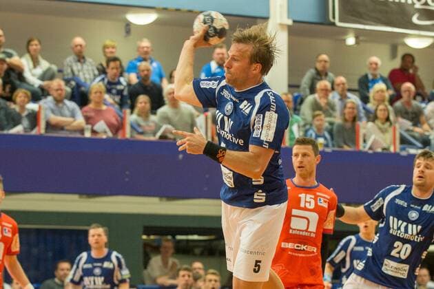 Max Darj 5 Bergischer HC at the throw Bergischer HC vs HBW Balingen Weilstetten Handball 2 Bundesliga 19 05 18 Solingen NRW Germany Klingenhalle Copyright: xcdnx