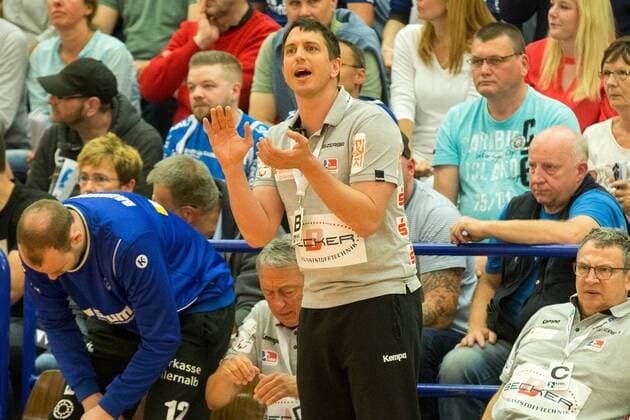 Jens Bürkle Coach HBW Balingen Weilstetten on the sidelines Bergischer HC vs HBW Balingen Weilstetten Handball 2 Bundesliga 19 05 18 Solingen NRW Germany Klingenhalle Copyright: xcdnx