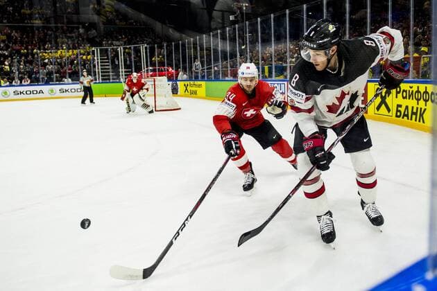 180519 Switzerland Dean Kukan and Canadas Kyle Turris during the semi-finals of the ice hockey World Cup between Canada and Switzerland on May 19, 2018 in Copenhagen  Copyright: LUDVIGxTHUNMAN BB180519LT112