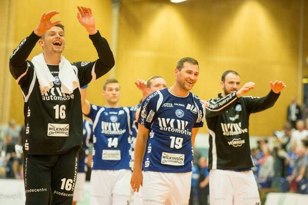 Christopher Rudeck 16 TW Bergischer HC Tomas Babak 19 Bergischer HC and others are looking forward to the match over the victory Bergischer HC vs HBW Balingen Weilstetten Handball 2 Bundesliga 19 05 18 Solingen NRW Germany Klingenhalle Copyright: xcdnx