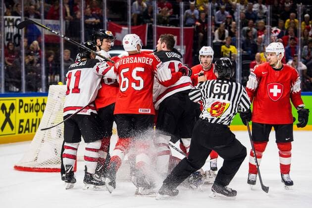180519 Brought during the semi-final of the ice hockey World Cup between Canada and Switzerland on May 19, 2018 in Copenhagen  Copyright: PETTERxARVIDSON BB180519PA153