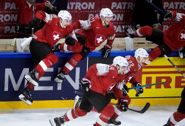 Bilder des Tages - SPORT Switzerland wins the IIHF World Championship WM Weltmeisterschaft semi-final Ice hockey Eishockey match between Canada and Switzerland in Royal Arena in Copenhagen, Denmark, Saturday, May 19, 2018.. , Copenhagen Denmark  Copyright: Scanpix LiselottexSabroex COP102 spdk20180519-214455-L