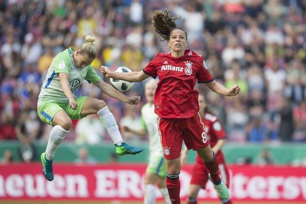 Head duel between Isabel Kerschowski VfL Wolfsburg 27 and Melanie Leupolz FC Bayern 8 VfL Wolfsburg FC Bayern Muenchen DFB Cup final Koeln Copyright: xRoskaritzx Eibner-Pressefotox EP_kess_rrz