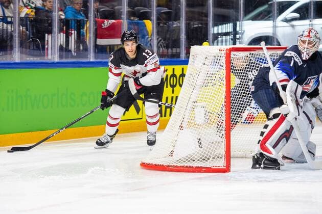 180520 Canadas Matt Barzal behind the painted by the United States defender Keith Kinkaid during the bronze match in the ice hockey World Cup between USA and Canada on May 20, 2018 in Copenhagen  Copyright: PETTERxARVIDSON BB180520PA028