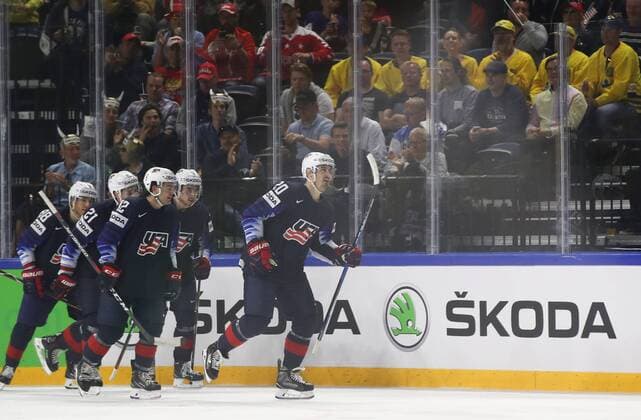 Ice hockey Eishockey - IIHF WC, USA vs CAN COPENHAGEN,DENMARK,20.MAY.18 - ICE HOCKEY - IIHF World Championships, match for third place, USA vs Canada. Image shows the rejoicing of Chris Kreider (USA). GEPAxpictures xAndreasxPranter