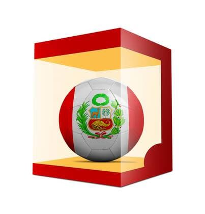 WM 2018, Grafik mit Landesfarben-Fußball der Teilnehmer Soccer balls with team flag from Peru in transparent box on white background BOMBAERTxPatrick  xBELGAIMAGE-136195010x