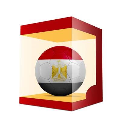 WM 2018, Grafik mit Landesfarben-Fußball der Teilnehmer Soccer balls with team flag from Egypt in transparent box on white background BOMBAERTxPatrick  xBELGAIMAGE-136195027x
