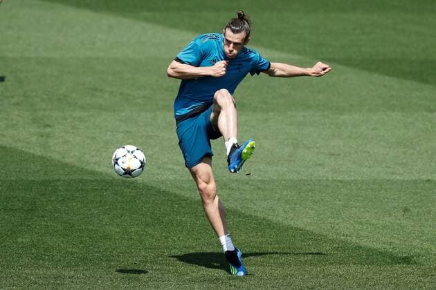Real Madrid s Welsh forward Gareth Bale performs with the ball during a training session on the Open Media Day ahead of the UEFA Champions League final, in Madrid, Spain, 22 May 2018. UEFA Champions League final between Real Madrid and Liverpool will be held at the NSC Olimpiyskiy Stadium in Kiev on 26 May 2018. Real Madrid Open Media Day !ACHTUNG: NUR REDAKTIONELLE NUTZUNG!  Copyright: xJuanxCarlosxHidalgox GRAF2904 20180522-636625942525949393
