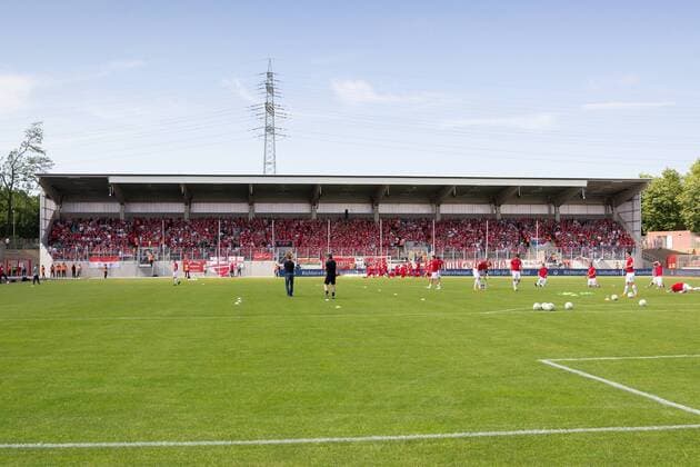 Fußball Niederrheinpokal Final SC Rot Weiss Oberhausen Rot Weiss Essen on 21 05 2018 in Niederrheinstadion in Oberhausen The new standing-room grandstand of Rot Weiss Oberhausen
