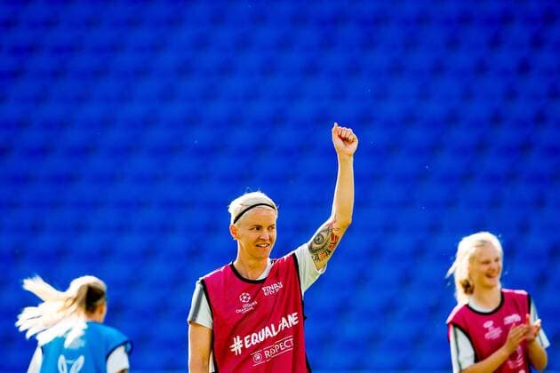 180523 Nilla Fischer or Wolfsburg during a training session on May 23 2018 in Kyiv Photo Vegard Wivestad GRAD PICTURE BENCH N Code VG 170172  Copyright: VEGARDxWIVESTADxGR¯TT BB180523BB472
