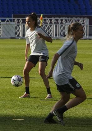 May 23, 2018 - Kiev, Ukraine - FC Wolfsburg players are seen during their rehersal for UEFA Women s Champions League Final at Valeriy Lobanovskyi Stadium in Kyiv, Ukraine, May 23, 2018 Wolfsburg Rehersal Before UWCL 2018 Final  - ZUMAn230 20180523_zaa_n230_814 Copyright: xSergiixKharchenkox