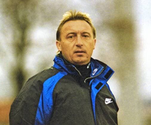 From 2 BL season 1996 97 VfL Wolfsburg against FSV Zwickau 1 1 at 18 04 1997 In the photo FSV coach Joachim Streich