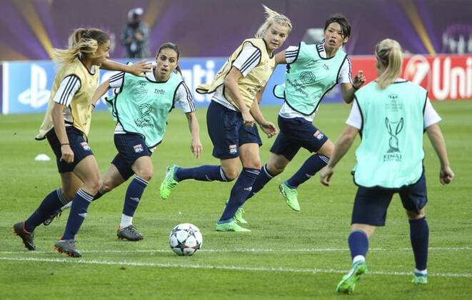 May 23, 2018 - Kiev, Ukraine - FC Olympique Lyonnais players are seen during their rehersal for UEFA Women s Champions League Final at Valeriy Lobanovskyi Stadium in Kyiv, Ukraine, May 23, 2018 FC Olympique Lyonnais rehearsal  - ZUMAn230 20180523_zaa_n230_1074 Copyright: xSergiixKharchenkox