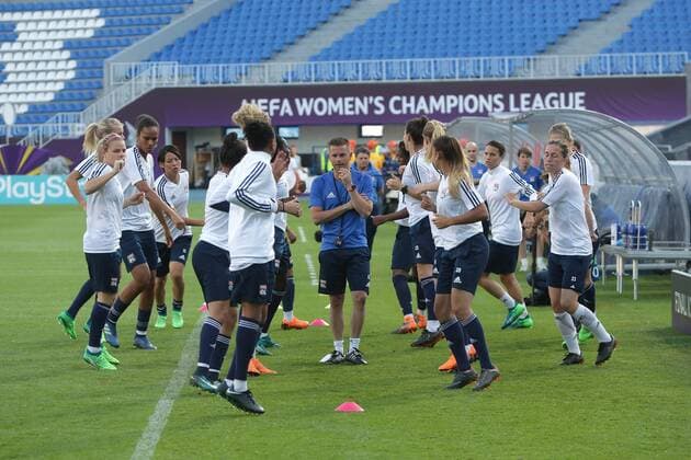 Players of Olympique Lyonnais (Lyon) practise during an open training session ahead of the 2018 UEFA Women s Champions League final against VfL Wolfsburg scheduled to take place at the Valeriy Lobanovskyi Dynamo Stadium on May 24, Kyiv, capital of Ukraine, May 23, 2018. Ukrinform. Lyon warms up before UEFA Women s Champions League final in Kyiv  Copyright: xPavlo_Bagmutx
