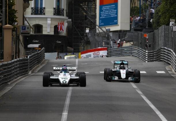 Motorsports: FIA Formula One World Championship WM Weltmeisterschaft 2018, Grand Prix of Monaco, Keke Rosberg (SWE) driving the 1982 Williams FW08 and his son Nico Rosberg (GER) driving the 2016 Mercedes F1 W07 Monte Carlo Monaco