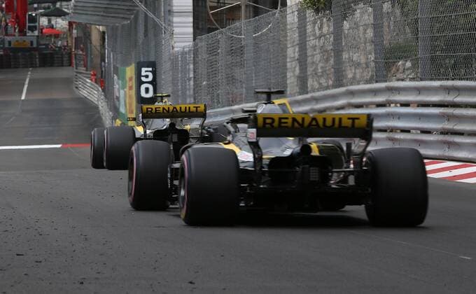 Nico Huelkenberg Carlos Sainz jun Renault F1 Team formula 1 GP Monaco 24 05 2018 Photo mspb Jean Pentin Nico Huelkenberg Carlos Sainz jun formula 1 GP Monaco 2018