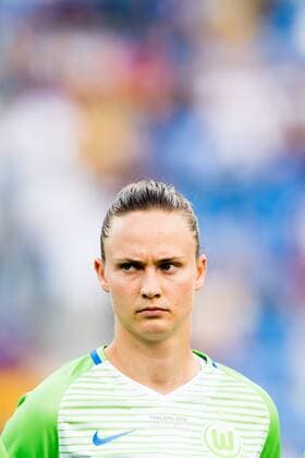 180524 Caroline Graham Hansen or Wolfsburg ahead of the UEFA Womens Champions League final between VfL Wolfsburg and Olympique Lyonnais on May 24 2018 in Kyiv Photo Vegard Wivestad Grott BILDBYRAN Code VG 170174  Copyright: VEGARDxWIVESTADxGRoTT BB180524BB023