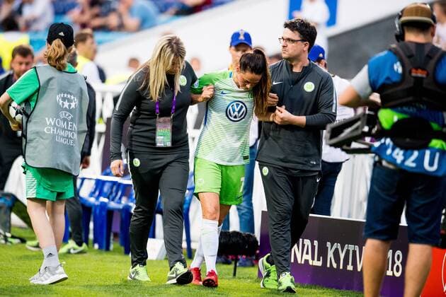 180524 Sara Björk Gunnarsdottir of Wolfsburg with an injury during the UEFA Womens Champions League final between VfL Wolfsburg and Olympique Lyonnais on May 24, 2018 in Kyiv Photo Vegard Wivestad Grott BILDBYRAN Code VG 170174  Copyright: VEGARDxWIVESTADxGRoTT BB180524BB052