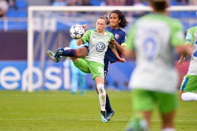 03 WENDIE RENARD (OL) - 17 EWA PAJOR (WOL) FOOTBALL FEMININ : Wolfsburg vs Lyon - Ligue des Champions - Finale - 24 05 2018 AnthonyBIBARD FEP Panoramic 