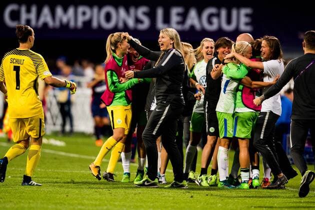 180524 Pernille Harder of Wolfsburg celebrates with Caroline Graham Hansen after scoring 1 0 during the UEFA Womens Champions League final between Wolfsburg and Olympique Lyonnais on May 24 2018 in Kyiv Photo Vegard Wivestad Grott BILDBYRAN Code VG 170174  Copyright: VEGARDxWIVESTADxGRoTT BB180524BB061
