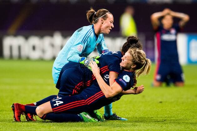 180524 Ada Hegerberg of Lyon celebrates after winning the UEFA Womens Champions League final between VfL Wolfsburg and Olympique Lyonnais on May 24, 2018 in Kyiv Photo Vegard Wivestad Cave BILDBYRAN Code VG 170174  Copyright: VEGARDxWIVESTADxGRoTT BB180524BB083