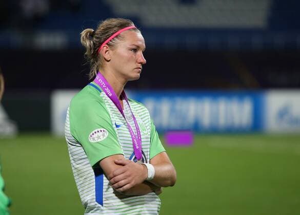 Wolfsburg vs Lyon Final CL Women Kiev Ukraine 24 05 2018 FOOTBALL VfL Wolfsburg vs. Olympique Lyon Final UEFA Womens Champions League Season 2017 18 Picture shows Alexandra Popp VfL Wolfsburg disappointed sad dejected desperate down frustration frustrated disappointment Kiev