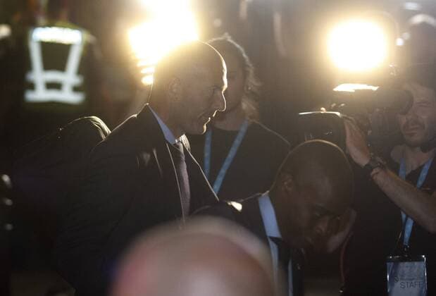 May 24, 2018 - Kiev, Ukraine - Real Madrid head coach Zinedine Zidane arrives at the team s hotel in Kiev, Ukraine, May 24, 2018. The 2018 UEFA Champions League Cup final football match between Real Madrid and Liverpool FC will held on May 26 at the Olimpiyskiy Stadium. Real Madrid v Liverpool - UEFA Champions League Final Previews  - ZUMAn230 20180524_zaa_n230_1313 Copyright: xStrx