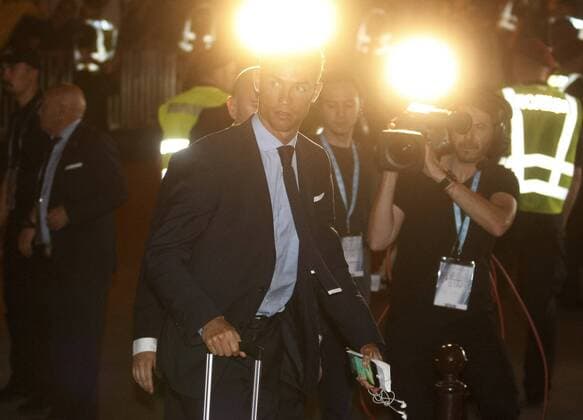 May 24, 2018 - Kiev, Ukraine - Real Madrid s Cristiano Ronaldo arrives at the team s hotel in Kiev, Ukraine, May 24, 2018. The 2018 UEFA Champions League Cup final football match between Real Madrid and Liverpool FC will held on May 26 at the Olimpiyskiy Stadium. Real Madrid v Liverpool - UEFA Champions League Final Previews  - ZUMAn230 20180524_zaa_n230_1314 Copyright: xStrx