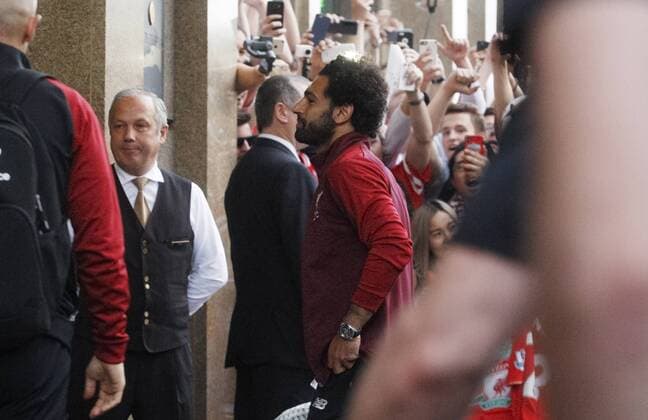 May 24, 2018 - Kiev, Ukraine - Liverpool s Mohamed Salah as the team arrive at the team s hotel in Kiev, Ukraine, May 24, 2018. The 2018 UEFA Champions League Cup final football match between Real Madrid and Liverpool FC will held on May 26 at the Olimpiyskiy Stadium. Real Madrid v Liverpool - UEFA Champions League Final Previews  - ZUMAn230 20180524_zaa_n230_1316 Copyright: xStrx