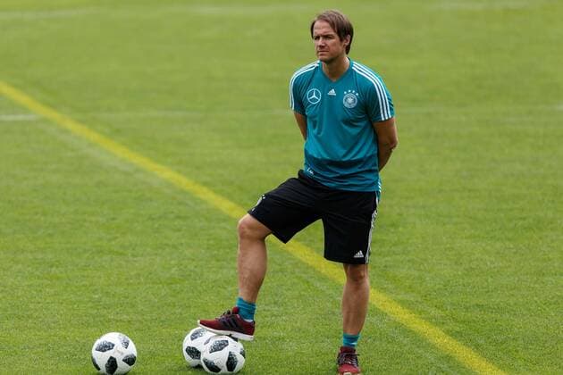 Eppan Italy 24 05 2018 DFB Training Camp National Team Assistant coach Thomas Schneider GER is watching DeFodi507