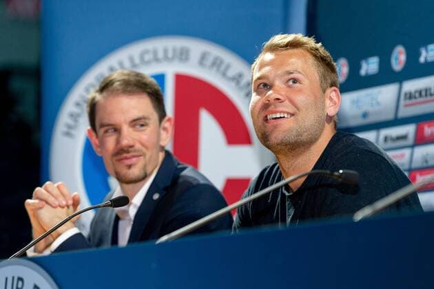 25 05 2018 Handball 1 Bundesliga Season 2017 2018 HC Erlangen HCE Press Conference Press Conference Media Date Presentation New Entry Petter Overby ThHa Rene Selke Managing Director HC Erlangen HCE and Petter Overby 9 HC Erlangen HCE