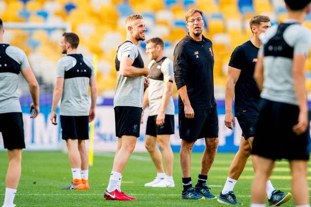 180525 Jürgen Klopp head coach of Liverpool and Jordan Henderson during a training session on May 25, 2018 in Kyiv Photo Vegard Wivestad GRAD PICTURE BODY N Code VG 170176  Copyright: VEGARDxWIVESTADxGR¯TT BB180525BB043