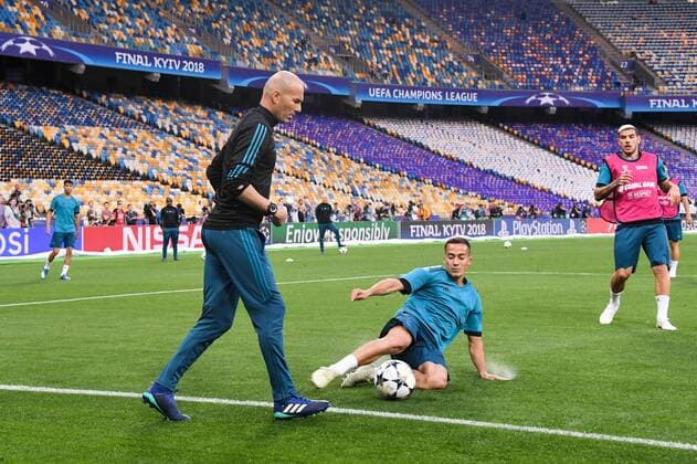 ZINEDINE ZIDANE - Lucas Vazquez FOOTBALL : Entrainement Real Madrid - Ligue des Champions - Finale - 25 05 2018 AnthonyBIBARD FEP Panoramic 