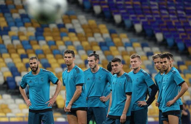 May 25, 2018 - Kiev, Ukraine - Real Madrid s players during a training session at the Olympic Stadium in Kiev. Ukraine, Friday, May 25, 2018 Tomorrow will be the final match of the Champions League between Real Madrid and Liverpool at the Olympic Stadium in Kiev. Real Madrid v Liverpool - UEFA Champions League Final Previews  - ZUMAn230 20180525_zaa_n230_1191 Copyright: xDanilxShamkinx