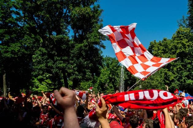 180526 Fans of Liverpool ahead of the UEFA Champions League final between Real Madrid and Liverpool on May 26, 2018 in Kyiv Photo Vegard Wivestad GRAD PICTURES NONE VG 170178  Copyright: VEGARDxWIVESTADxGR¯TT BB180526BB180